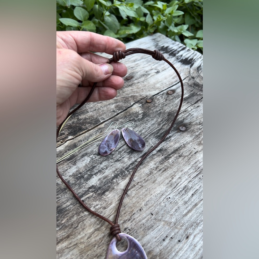 Purple Wampum shell pendant necklace, handmade💜 - Picture 6 of 17